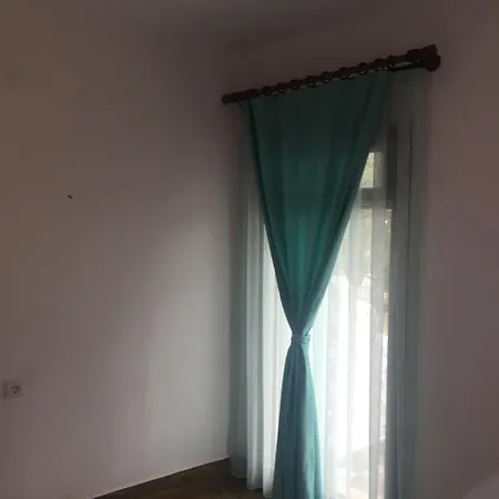 Hotel Kotti Margot Sazlı
